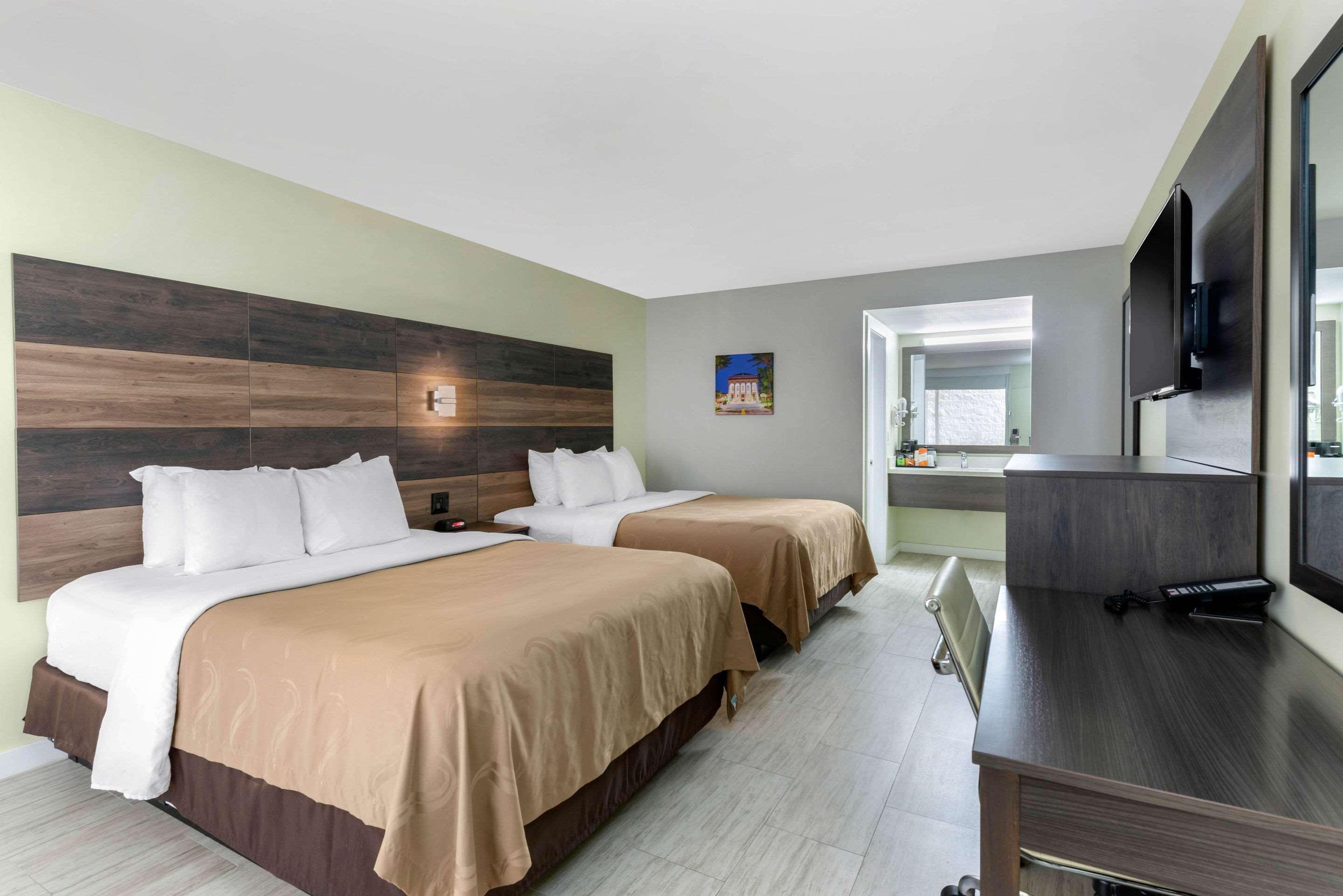 Quality Inn University North I-75 Гейнсвил Екстериор снимка