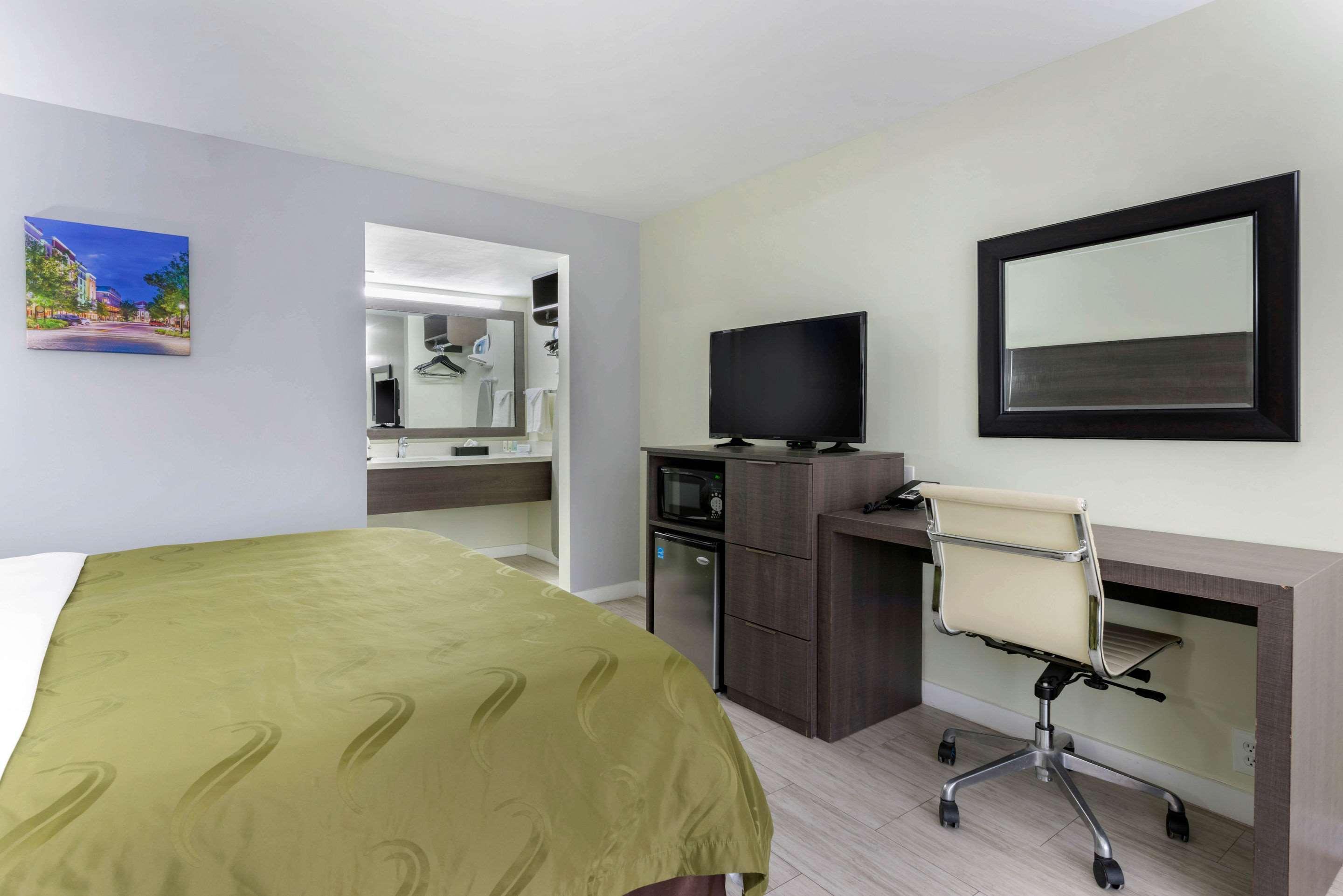 Quality Inn University North I-75 Гейнсвил Екстериор снимка