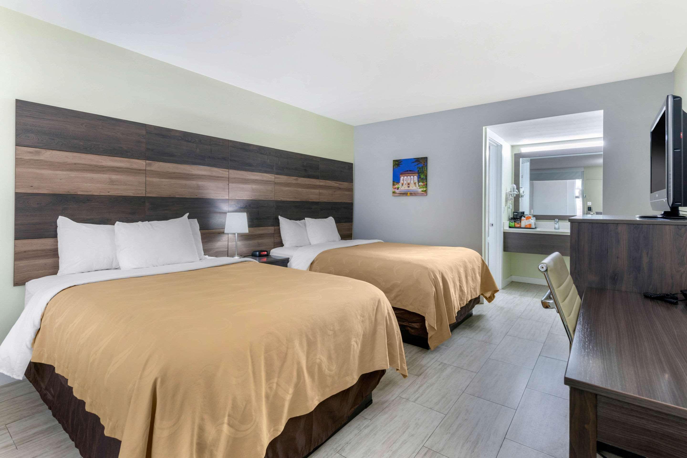 Quality Inn University North I-75 Гейнсвил Екстериор снимка