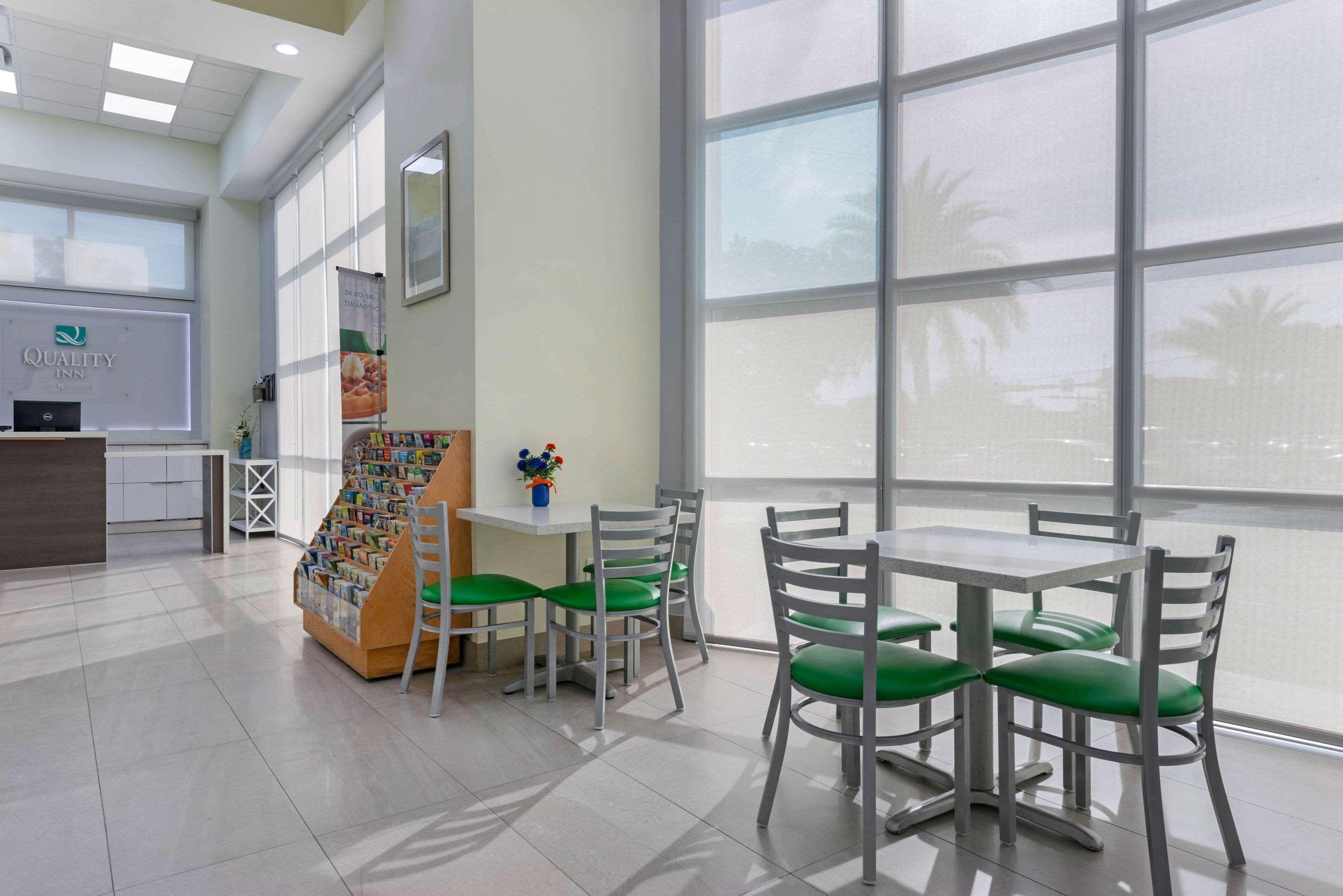 Quality Inn University North I-75 Гейнсвил Екстериор снимка