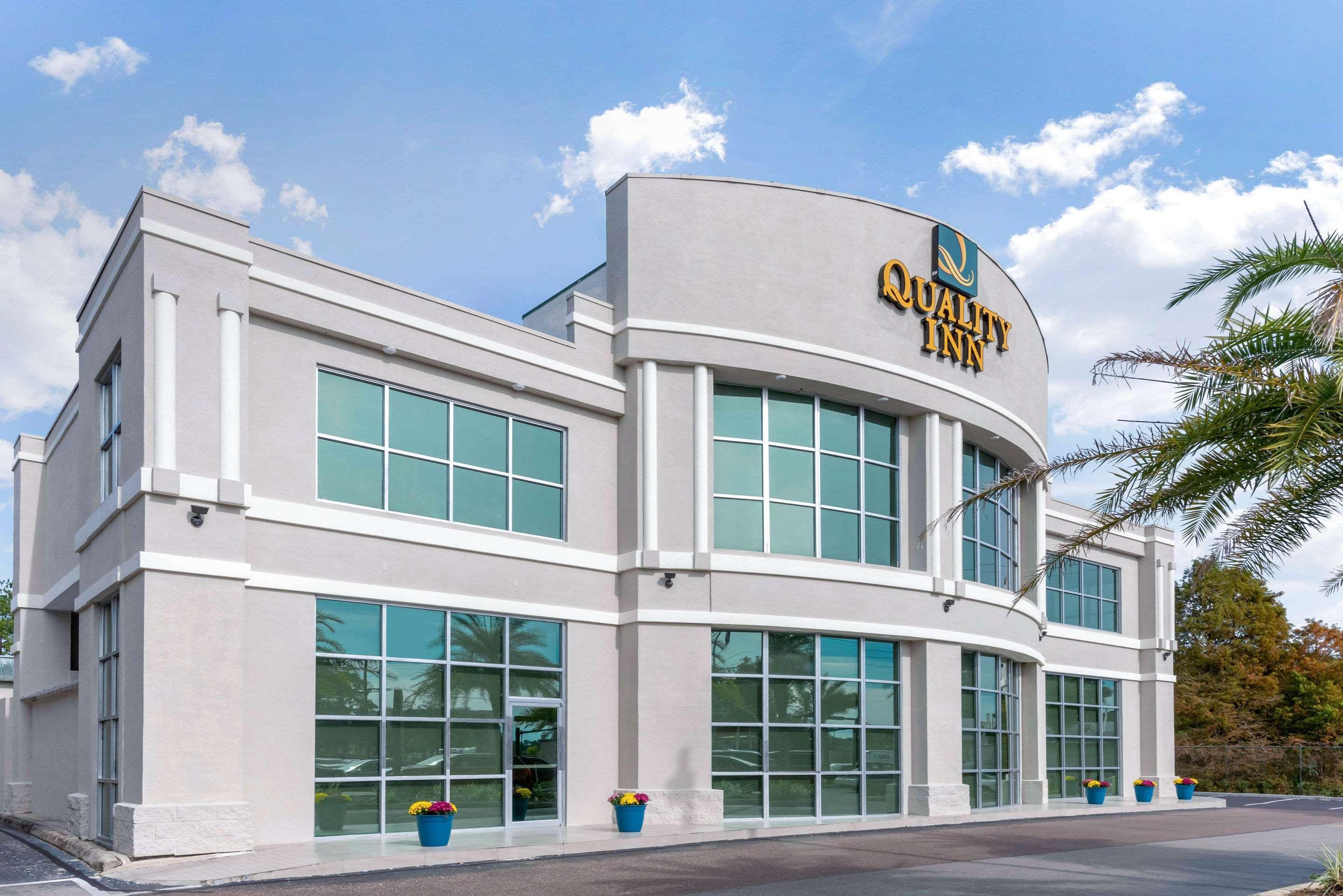 Quality Inn University North I-75 Гейнсвил Екстериор снимка
