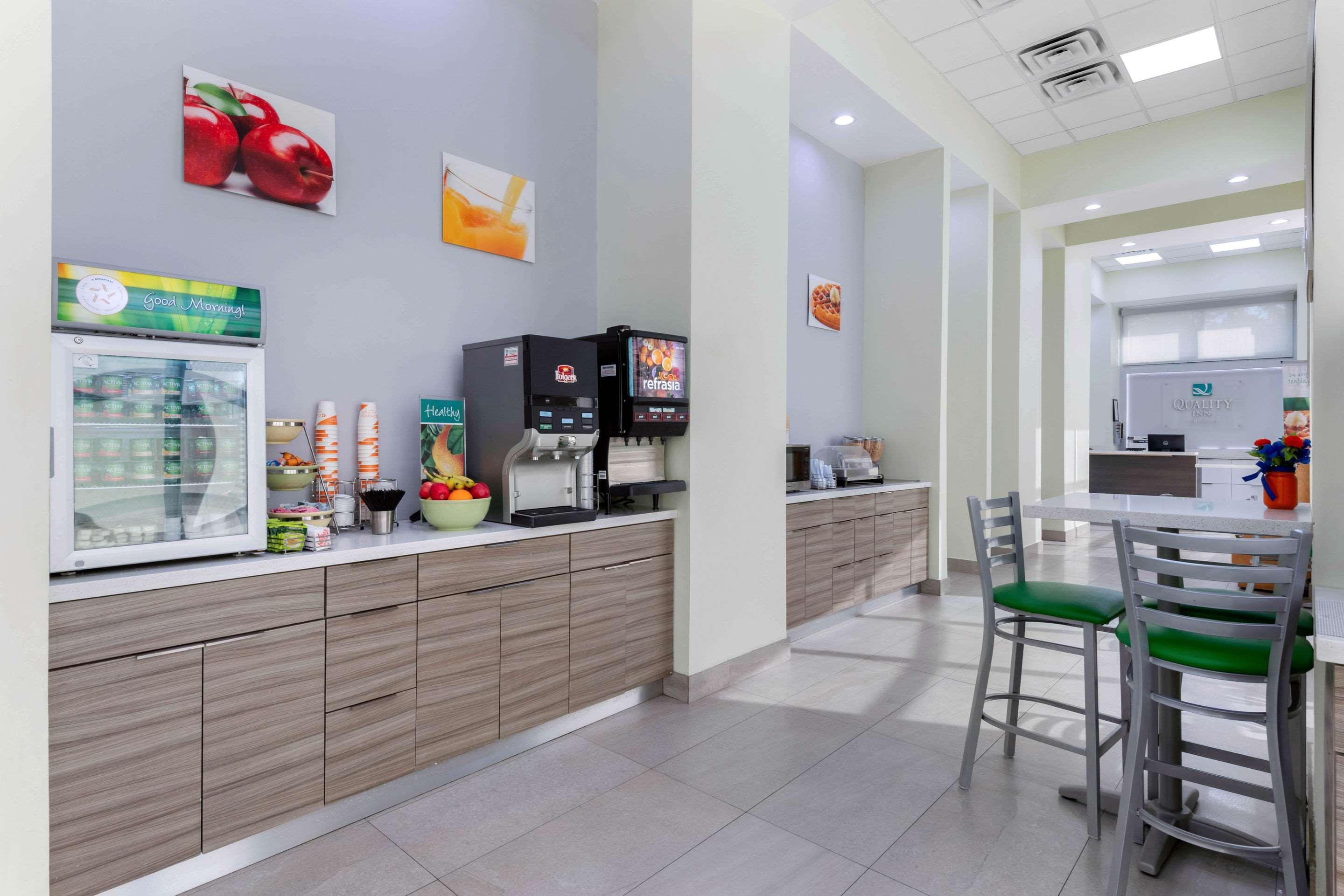 Quality Inn University North I-75 Гейнсвил Екстериор снимка