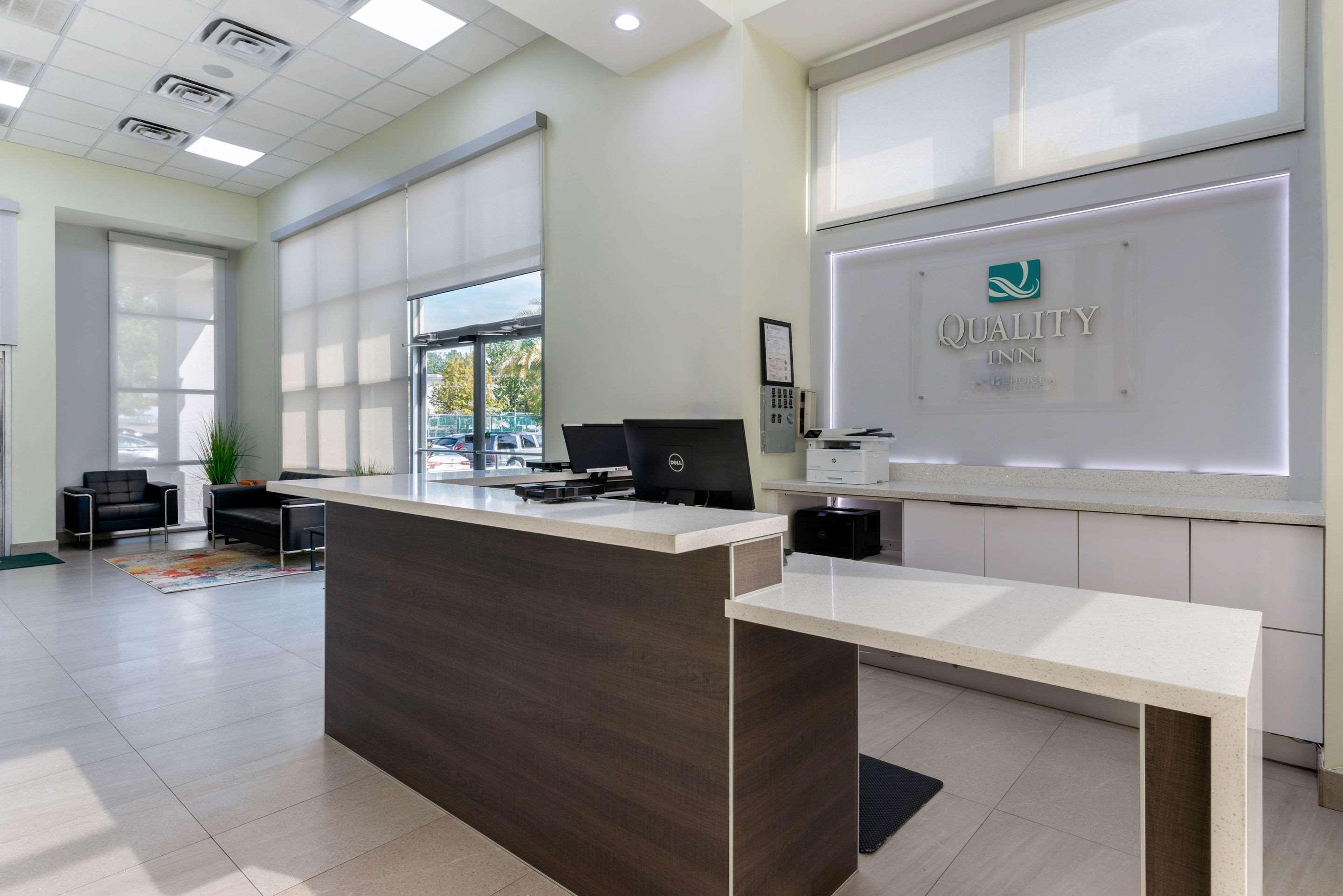 Quality Inn University North I-75 Гейнсвил Екстериор снимка