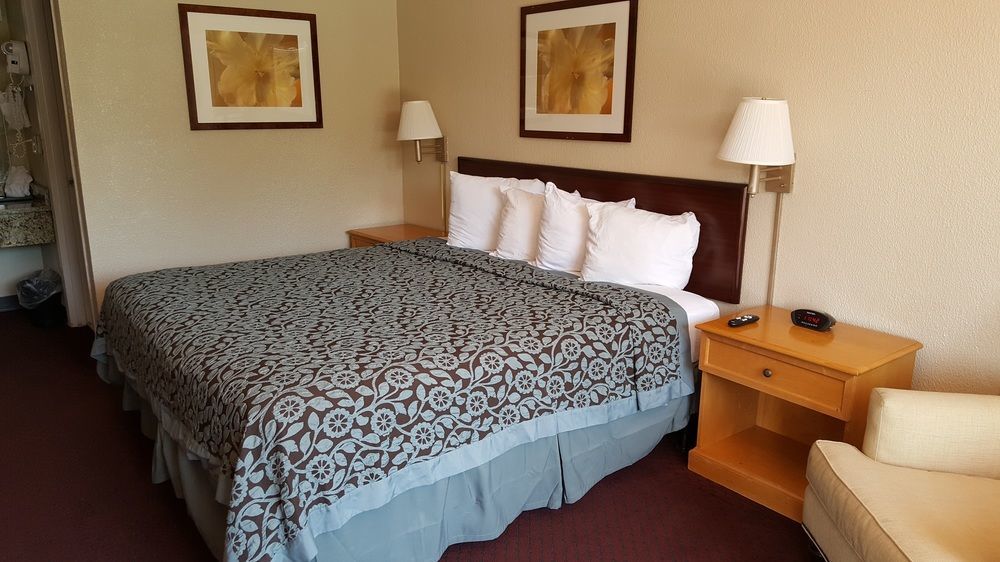 Quality Inn University North I-75 Гейнсвил Екстериор снимка
