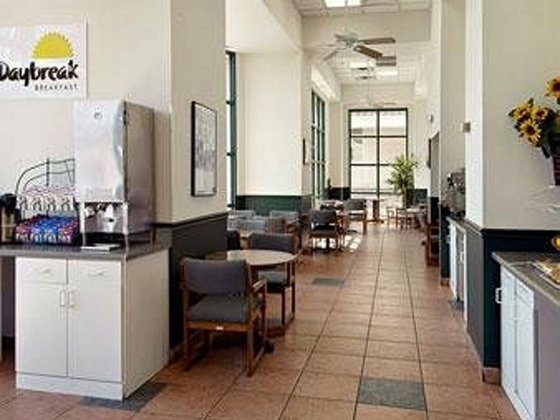 Quality Inn University North I-75 Гейнсвил Екстериор снимка