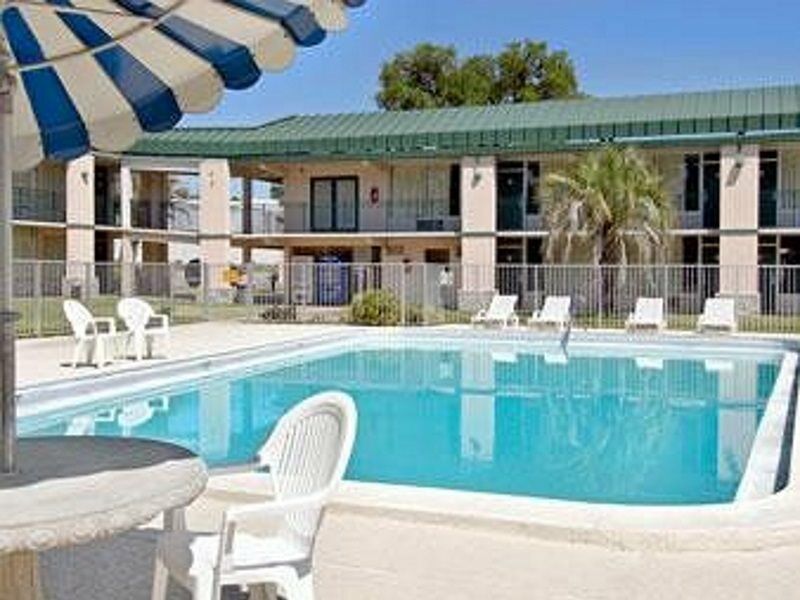 Quality Inn University North I-75 Гейнсвил Екстериор снимка
